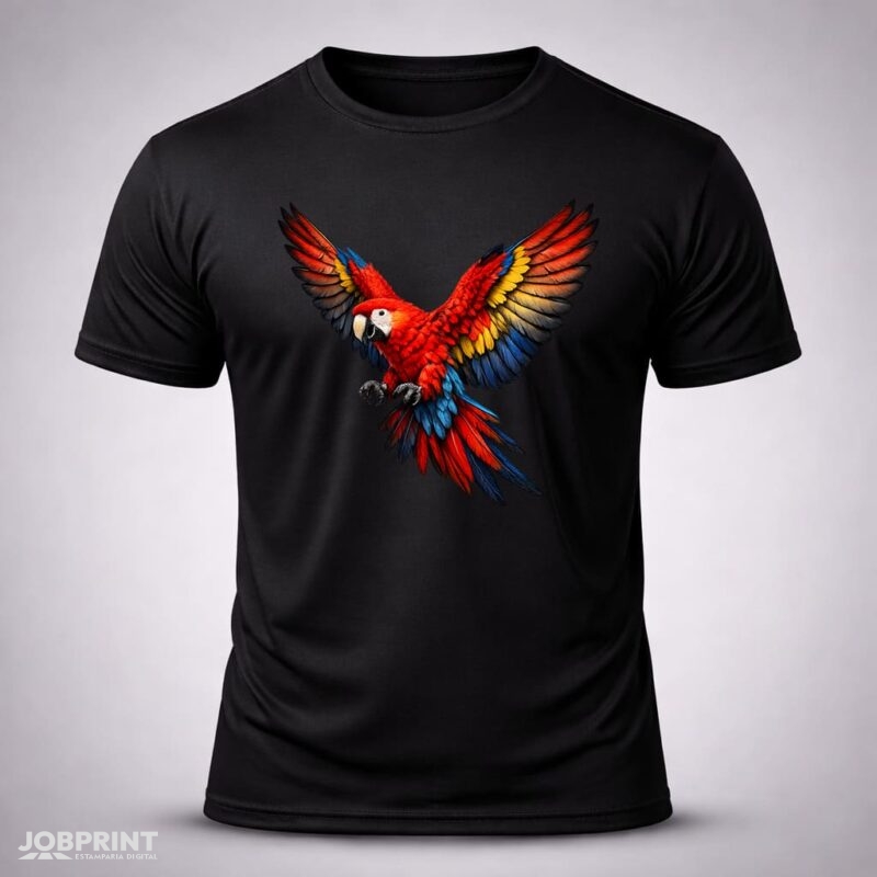 Camiseta Preta Arara Vermelha